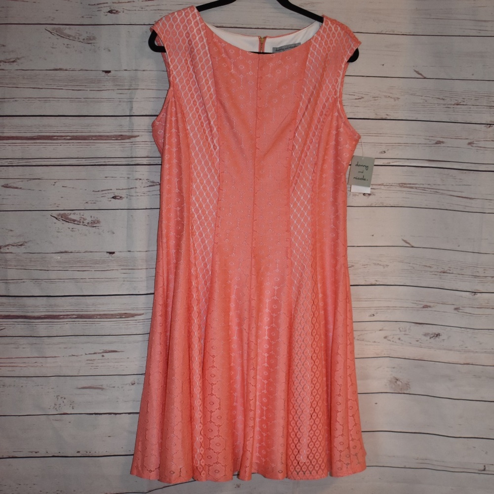 Dress (DR16)